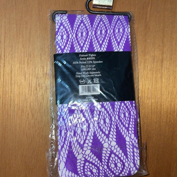 •ISADORA•NWT PURPLE FISHNET TIGHTS ONE SIZE (fits 5'-5'10"/ 100-180 Lbs.) - Picture 5 of 6